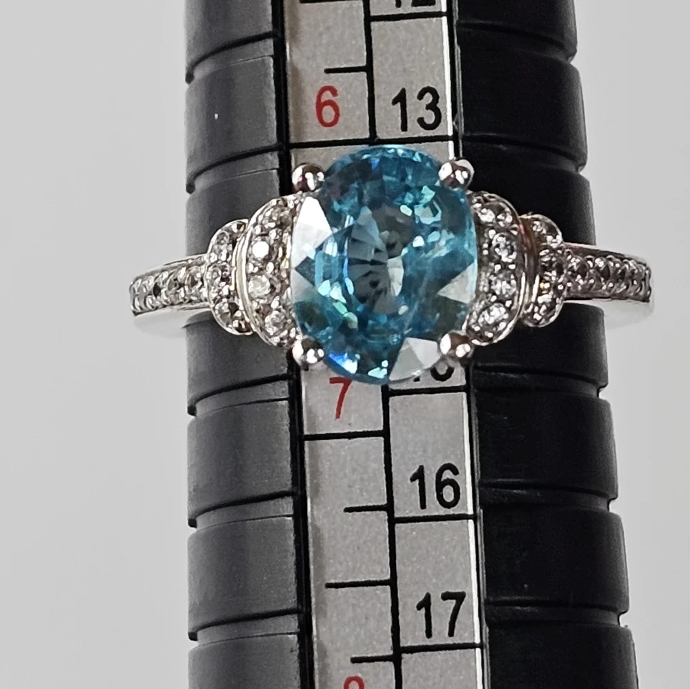 Genuine Blue & White Zircon Ring Sterling Silver Size 6.5 - Picture 10 of 11